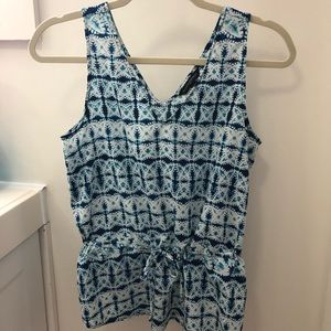 Banana republic sleeve less blouse